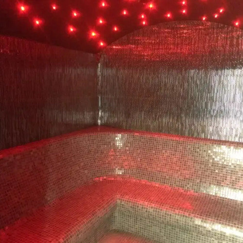 Kopuły i sufity w łaźni parowej